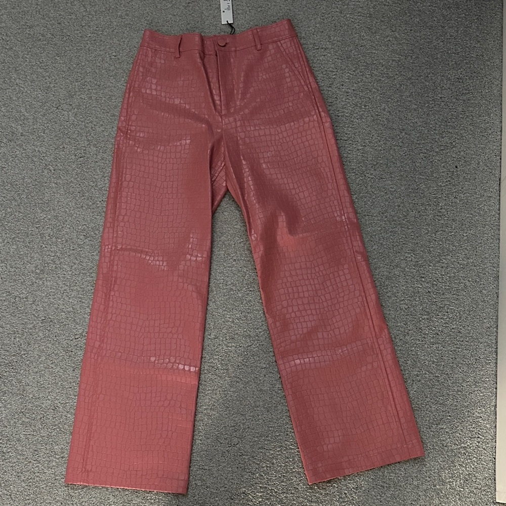 Stylish Pink Crocodile Pattern Ladies Pants